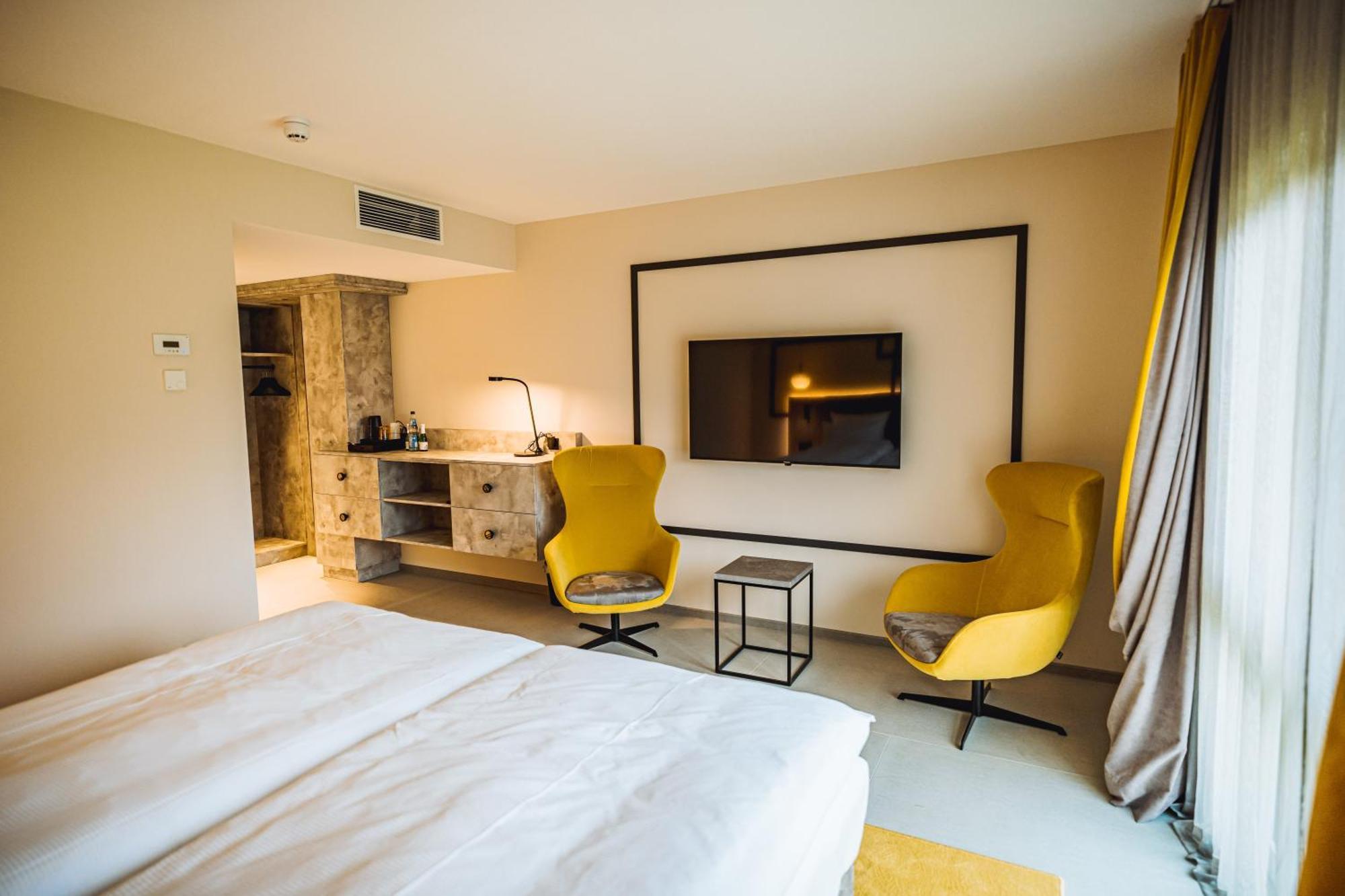 Hotel Ederstrand 弗兰肯贝格 外观 照片