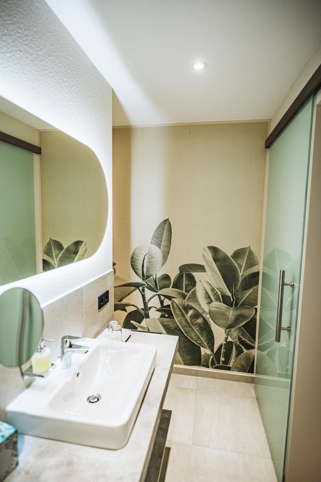 Hotel Ederstrand 弗兰肯贝格 外观 照片